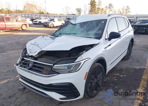 2022 Volkswagen Tiguan 2.0T Se R-Line Black from USA, damaged, VIN 3VVCB7AX7NM007366